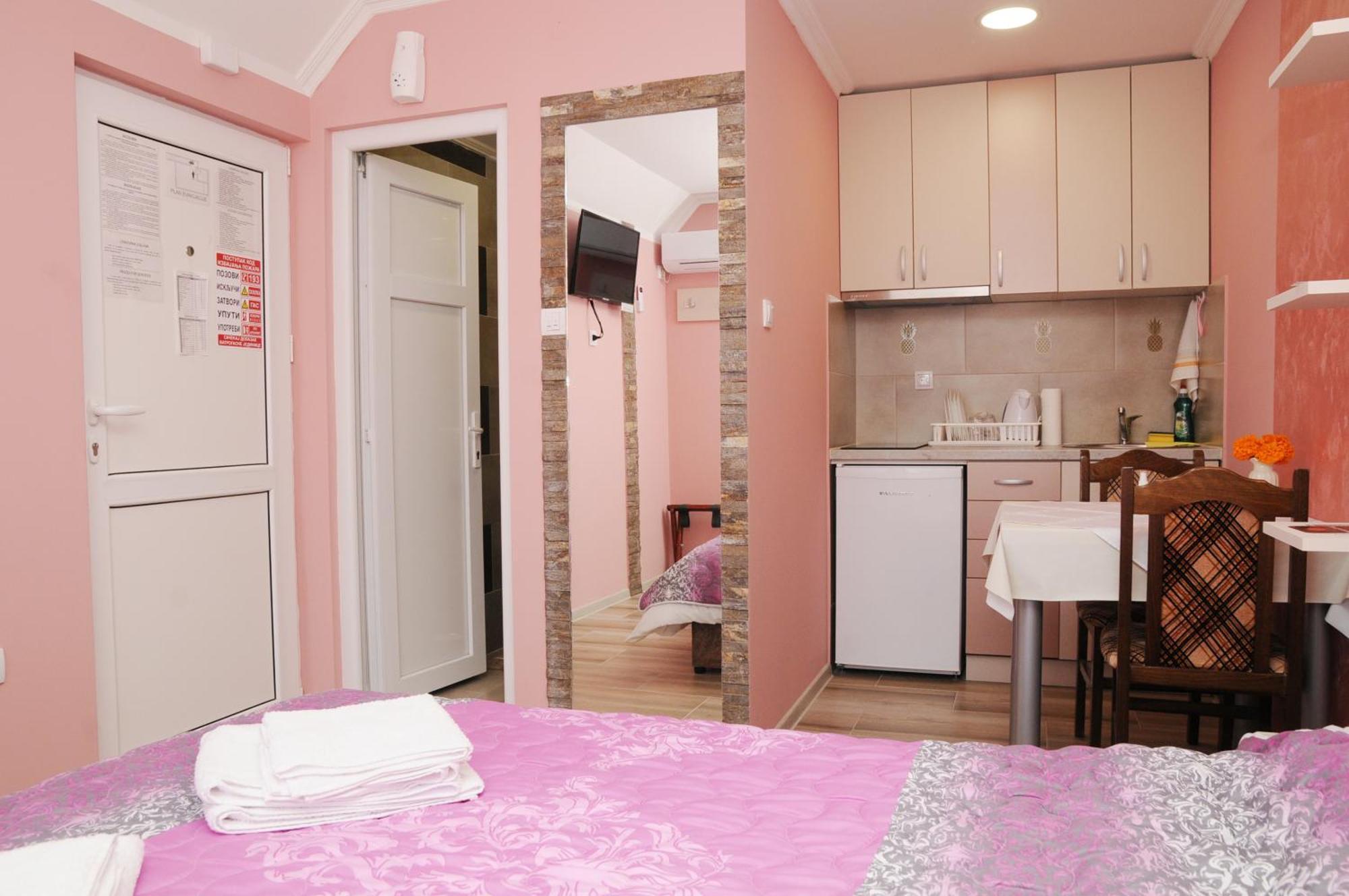 Favorit Apartments Cacak Phòng bức ảnh
